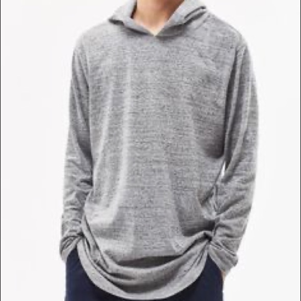 PacSun Scallop Grey Hoodie (M)